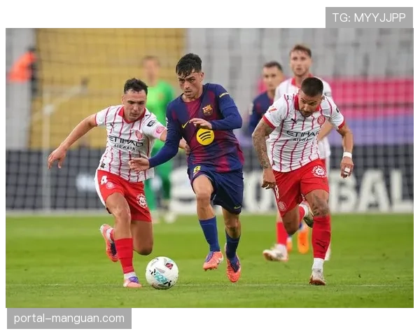 媒体评分：巴萨中场佩德里获全场最高分，导演逆转好戏