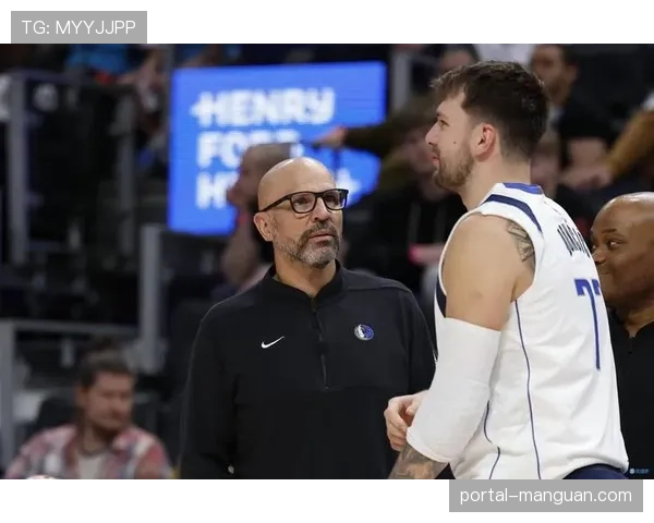 凯尔特人进攻效率120.0联盟第二，防守效率111.7联盟第四，净效率8.3联盟第四